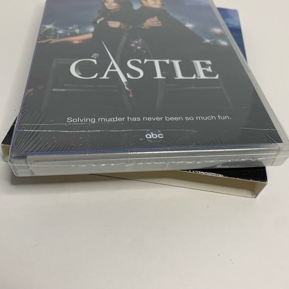 Castle The Complete Third Season DVD Set - Picture 3 of 3